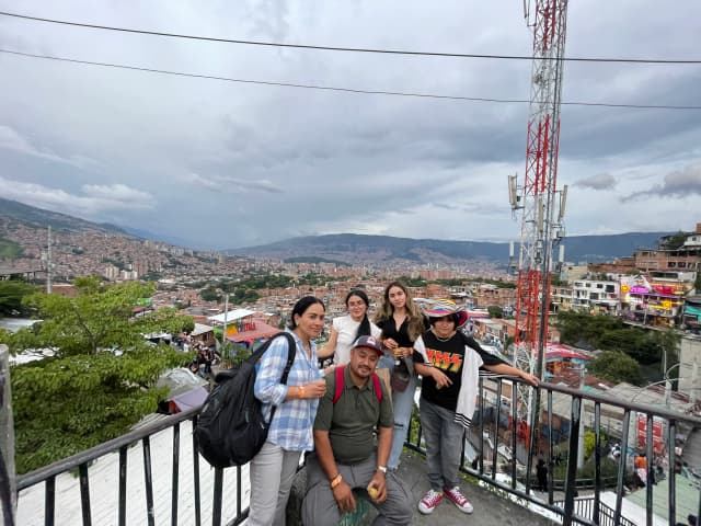 City Viewpoint Tour – Comuna 13, Medellín